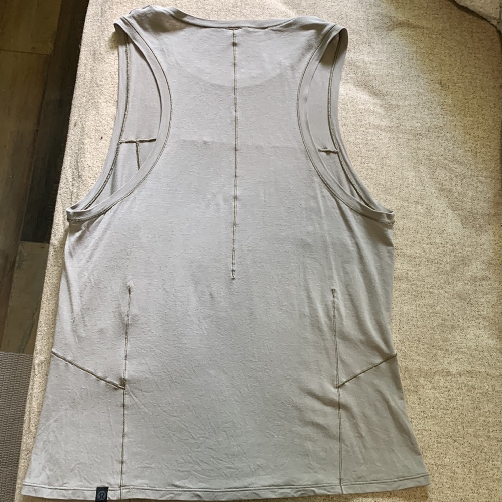 Lululemon tank bundle - Picture 6 of 7